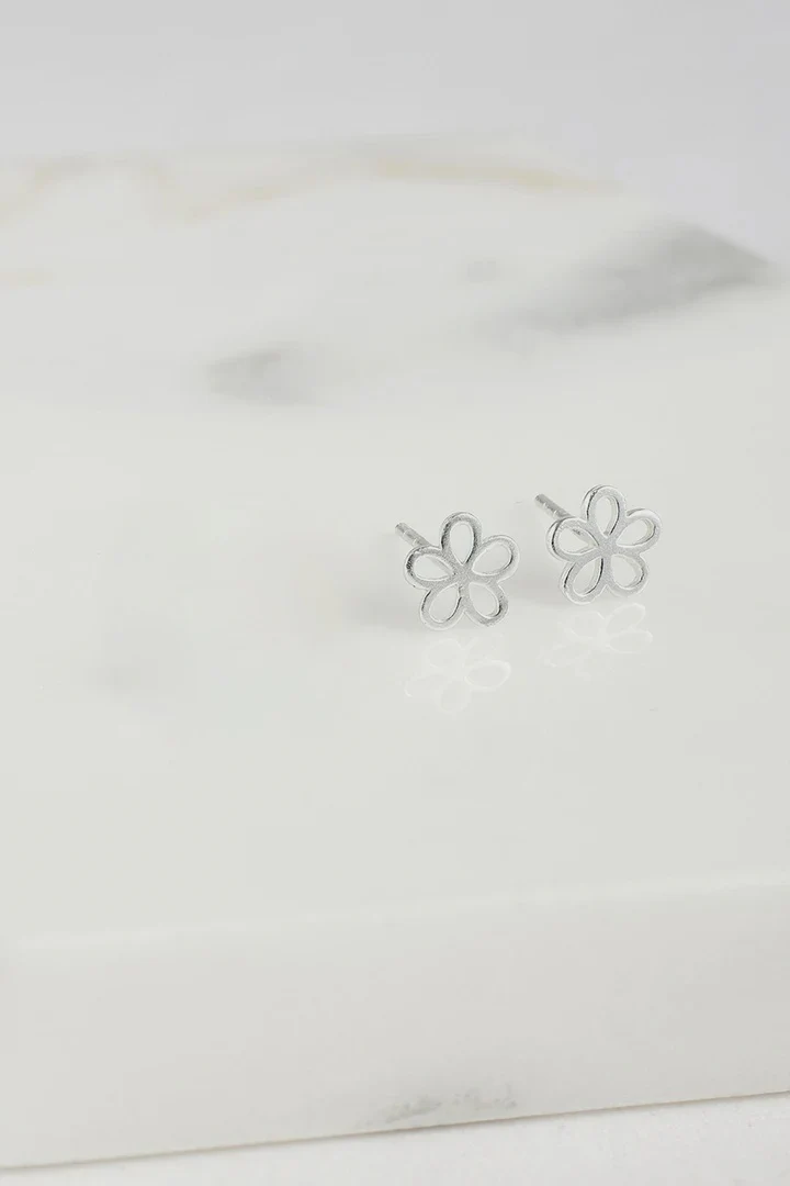 Flower Stud - Silver