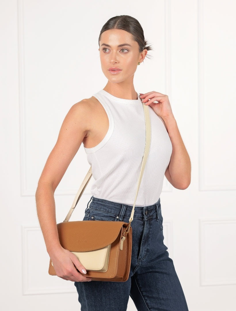 Bella Bag – Tan White
