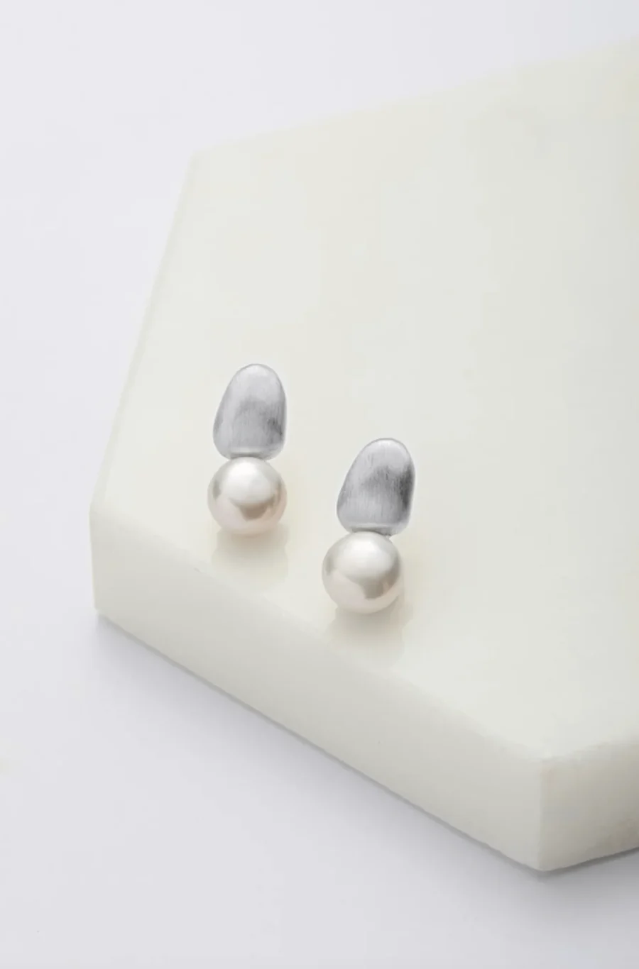 Brielle Earring – Brushed Silver