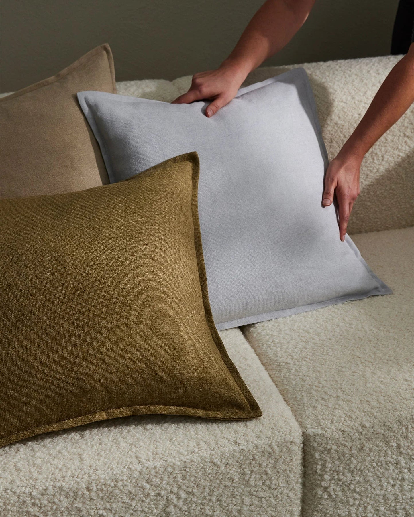 Fiore Cushion - Glacier