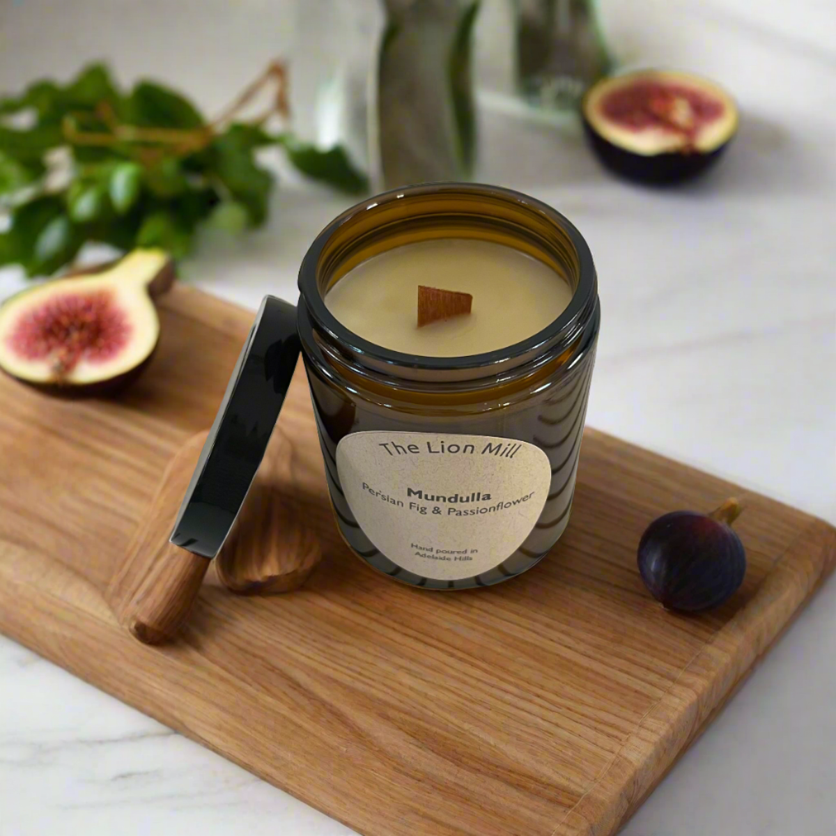 Mundulla Candle - Persian Fig and Passionflower