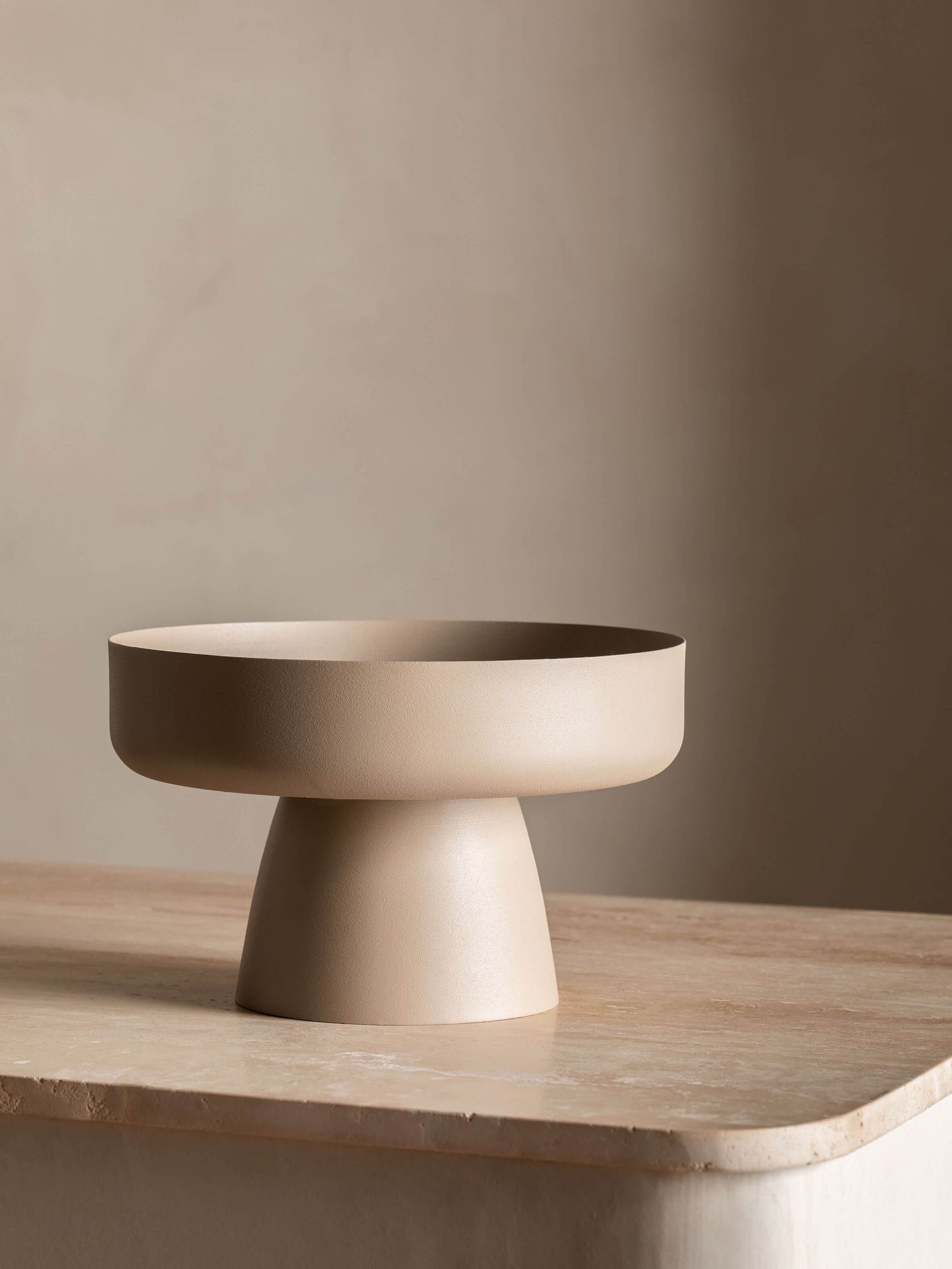 Mona Pedestal - Latte