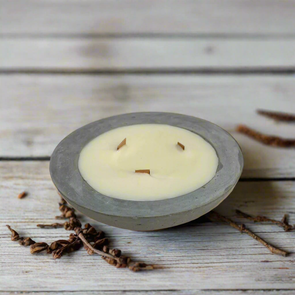 Round Concrete Candle - Sandalwood & Patchouli