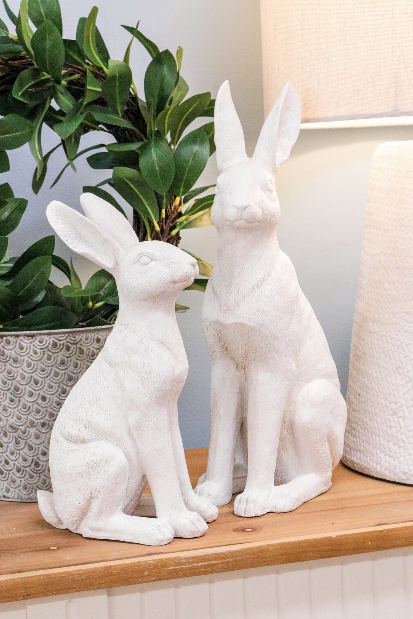 Sitting Hare Ornament Medium - White