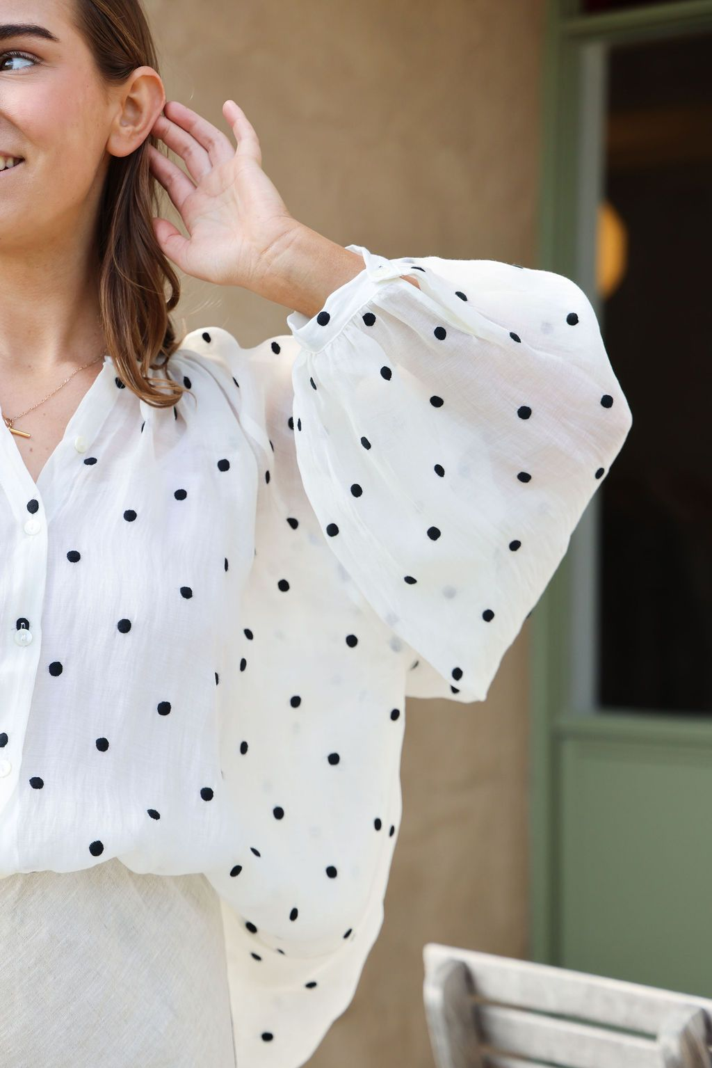 Tobi Shirt – White & Black Spot