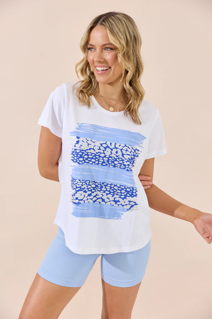Camilla T-Shirt - White/Blue Leopard