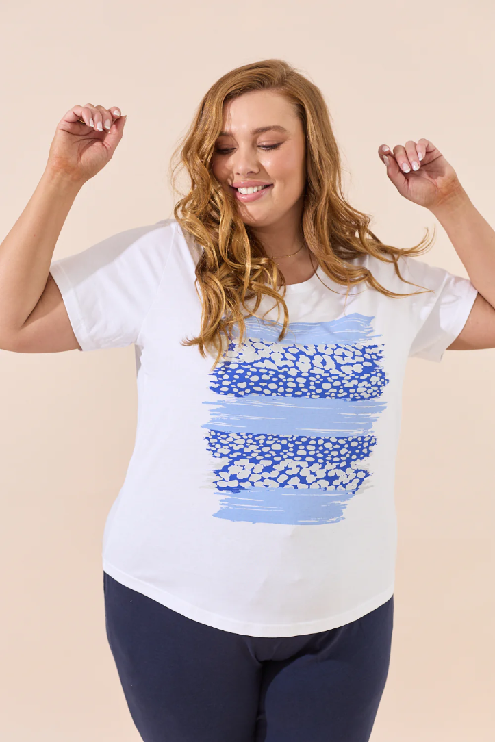 Camilla T-Shirt - White/Blue Leopard