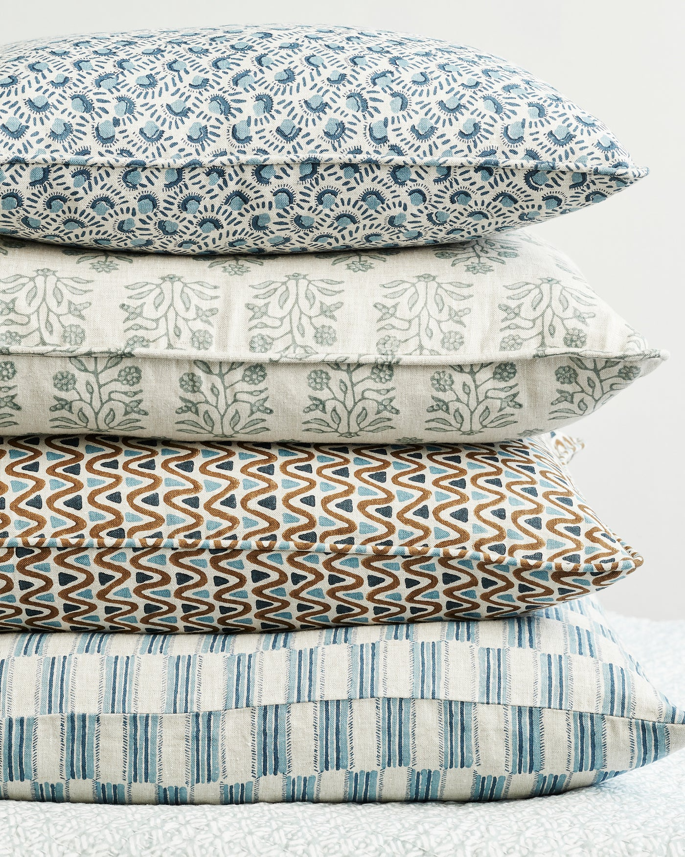 Ordu Azure Rectangle Cushion