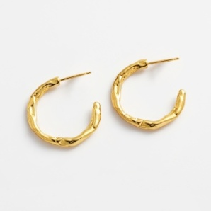 Alessia Hoop Large – Gold by Zafino