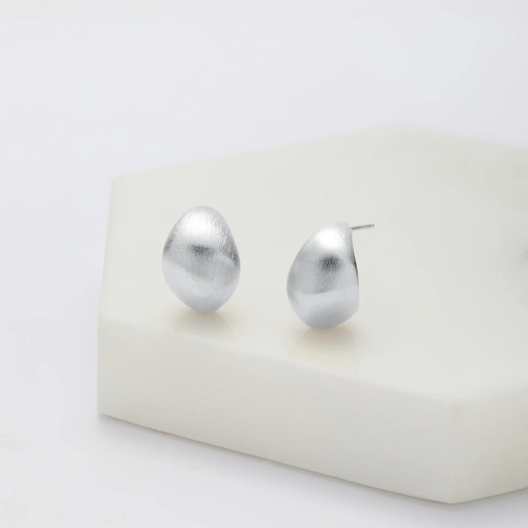Ally Earring – Brushed Silver