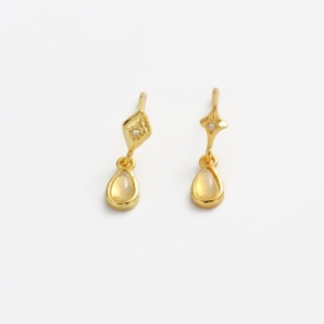 Clea Drop Earring – Gold by Zafino