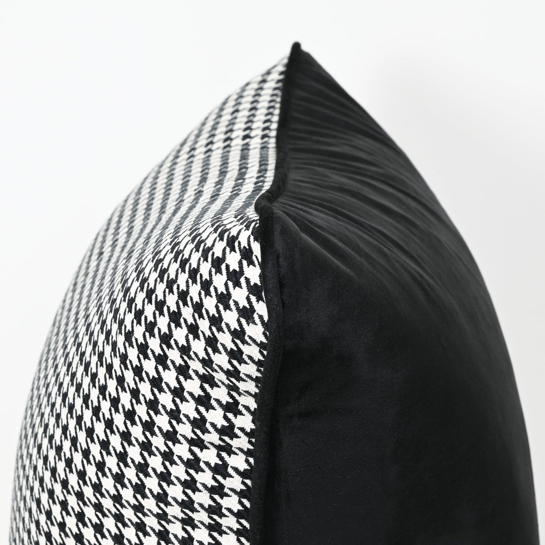 Coco Piped Houndstooth Cushion - Black &amp; White