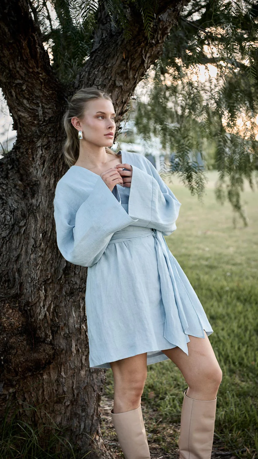 Frida Linen Dress - Soft Blue