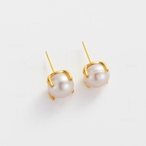 Elise Pearl Stud by Zafino