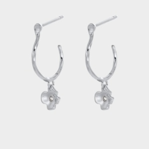 Fleur Hoop – Silver by Zafino