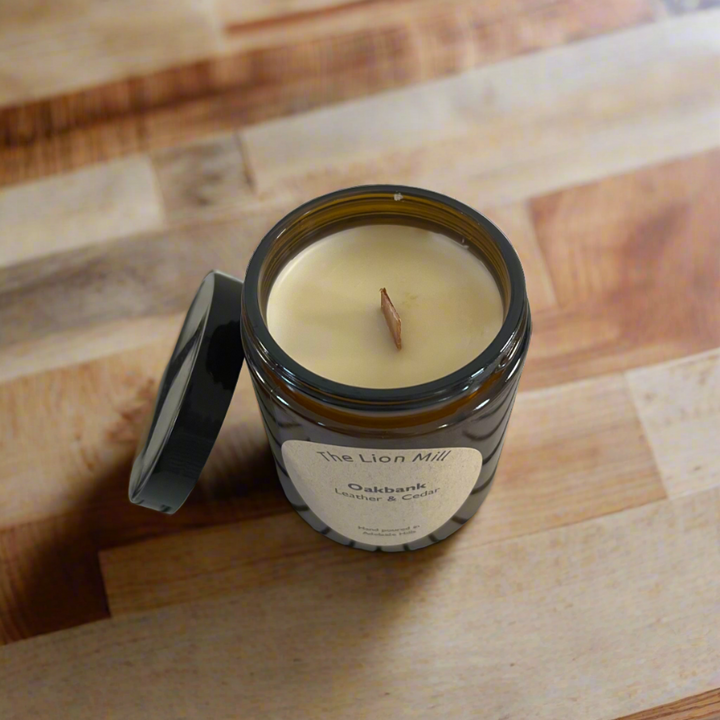 Oakbank Candle - Cedar &amp; Leather