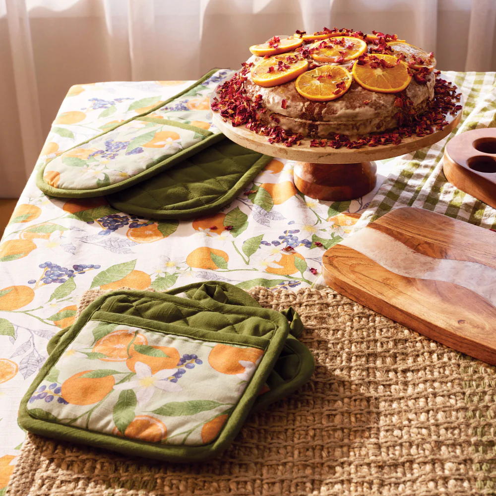 Isabella Marble Cake Stand