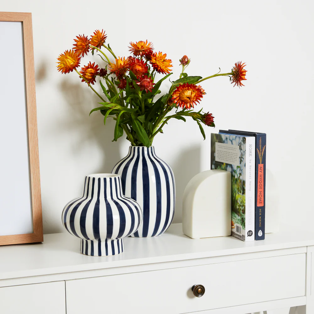 Jaimie Stripe Vase - Navy