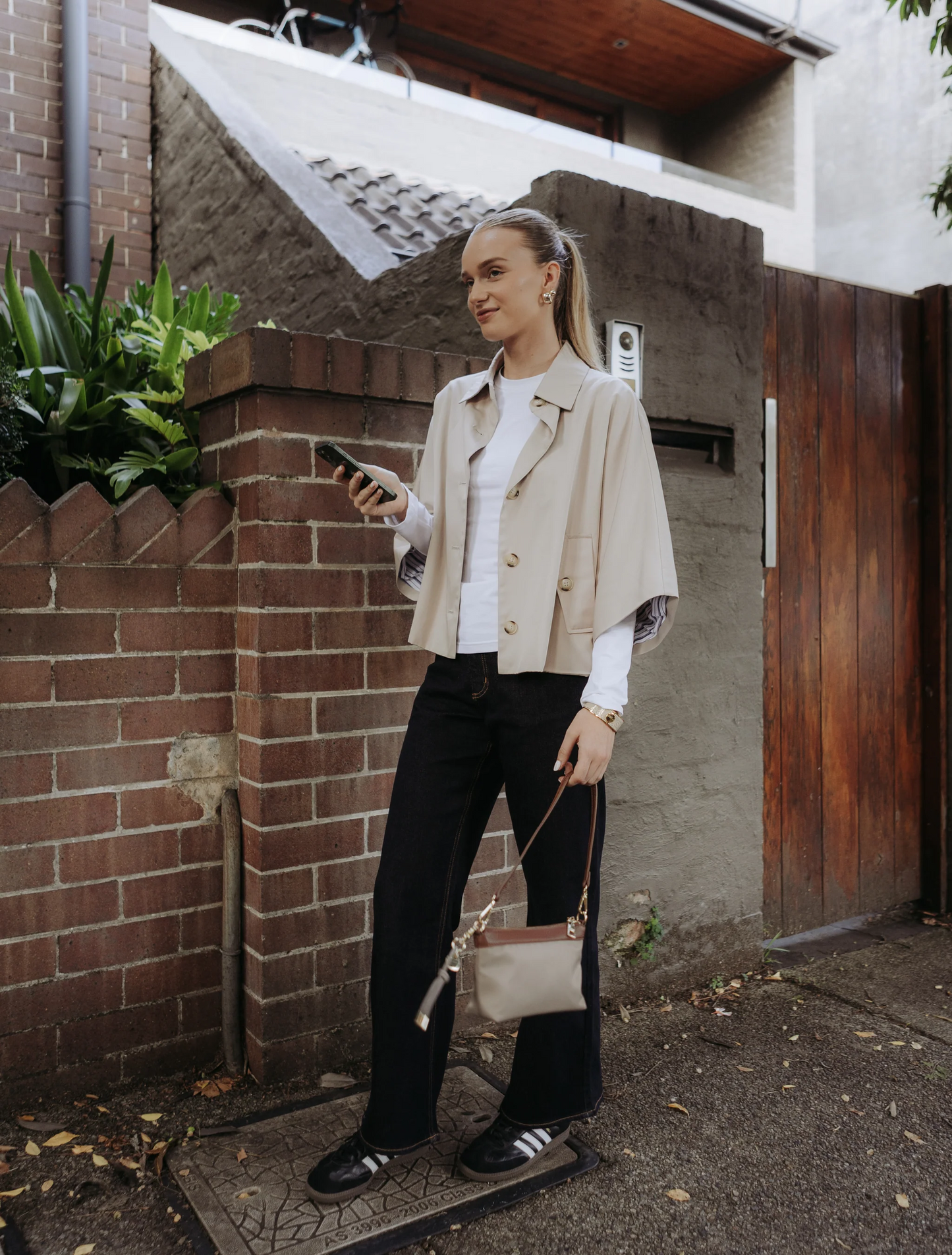 Journey Cross Body Bag - Mocha