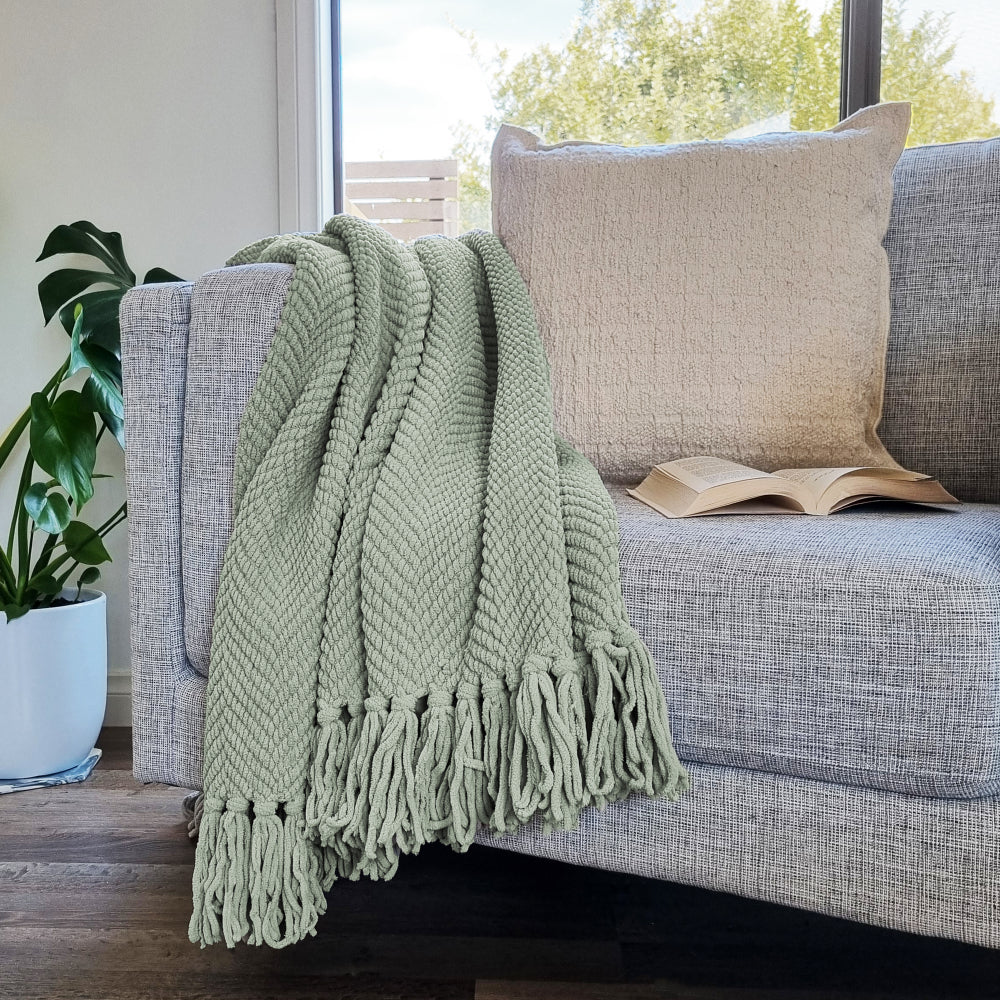 Louie Throw - Green Mist