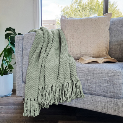 Louie Throw - Green Mist