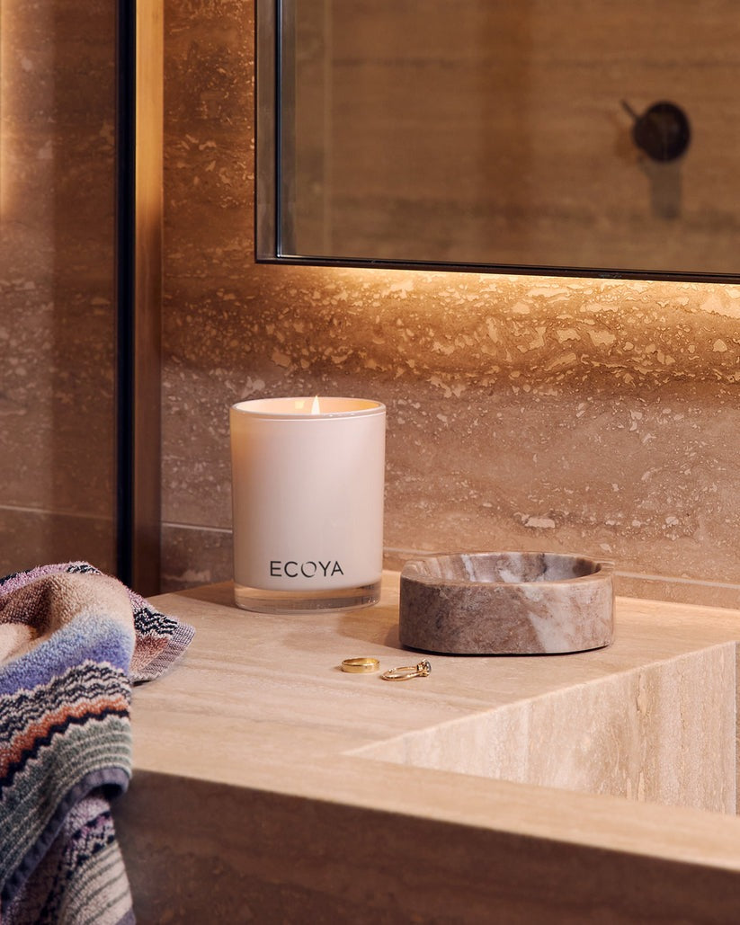Madison Candle - Sandalwood & Amber
