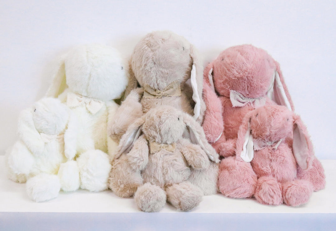 Medium Harriet Plush Bunny - White