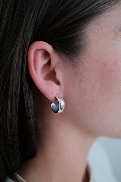 Mindi Hoop – Silver/Blue