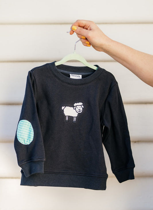 Sheep Jumper - Navy