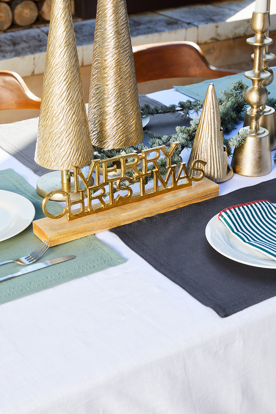 Simon Circular Tablecloth – White