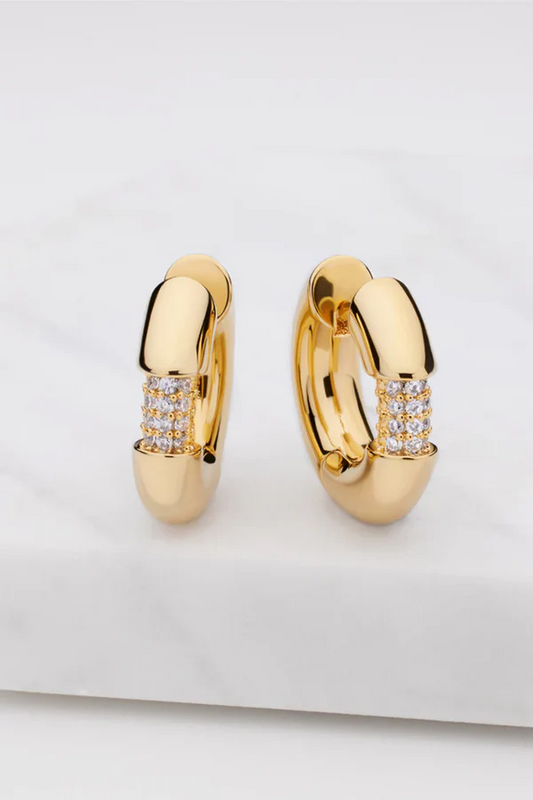 Sofia Hoop – Gold