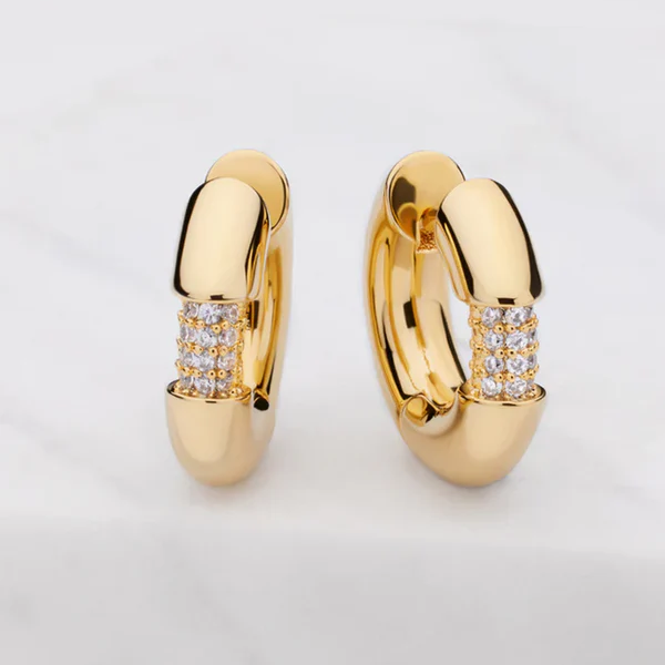 Sofia Hoop – Gold