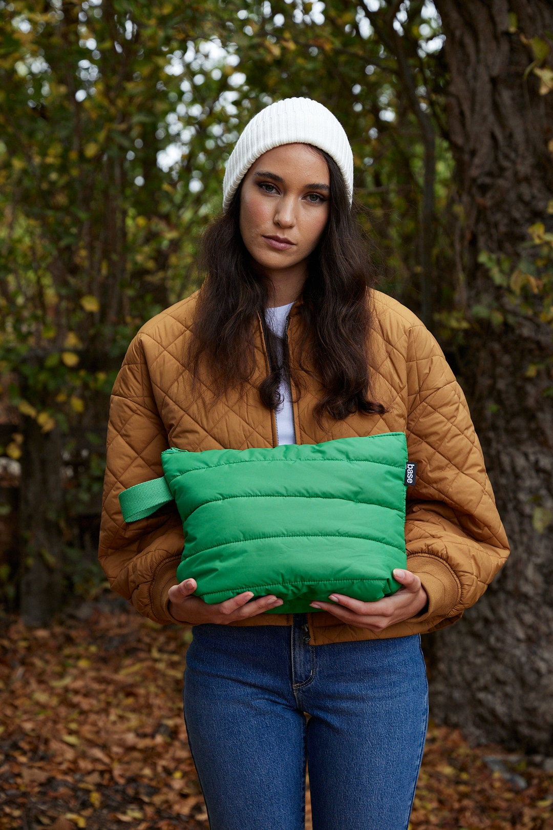 Stash Base Large Cloud Bag - Apple