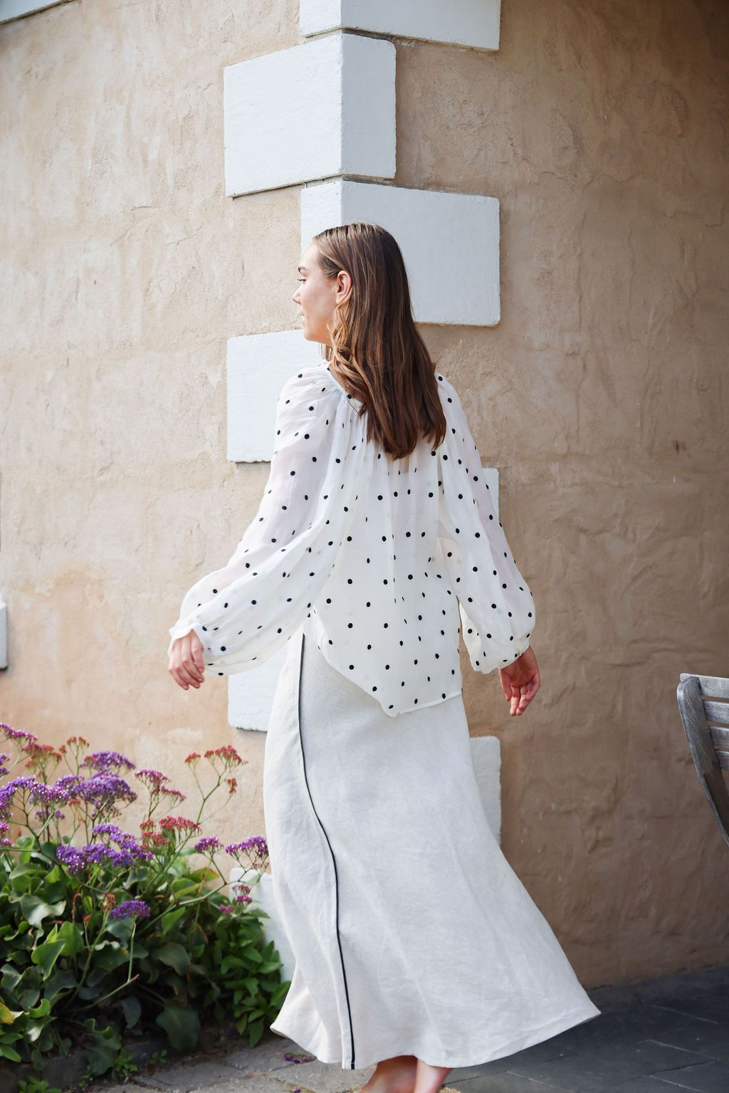 Tobi Shirt – White & Black Spot