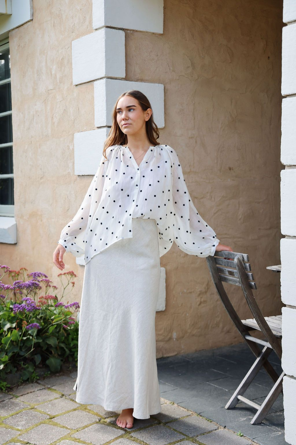 Tobi Shirt – White & Black Spot