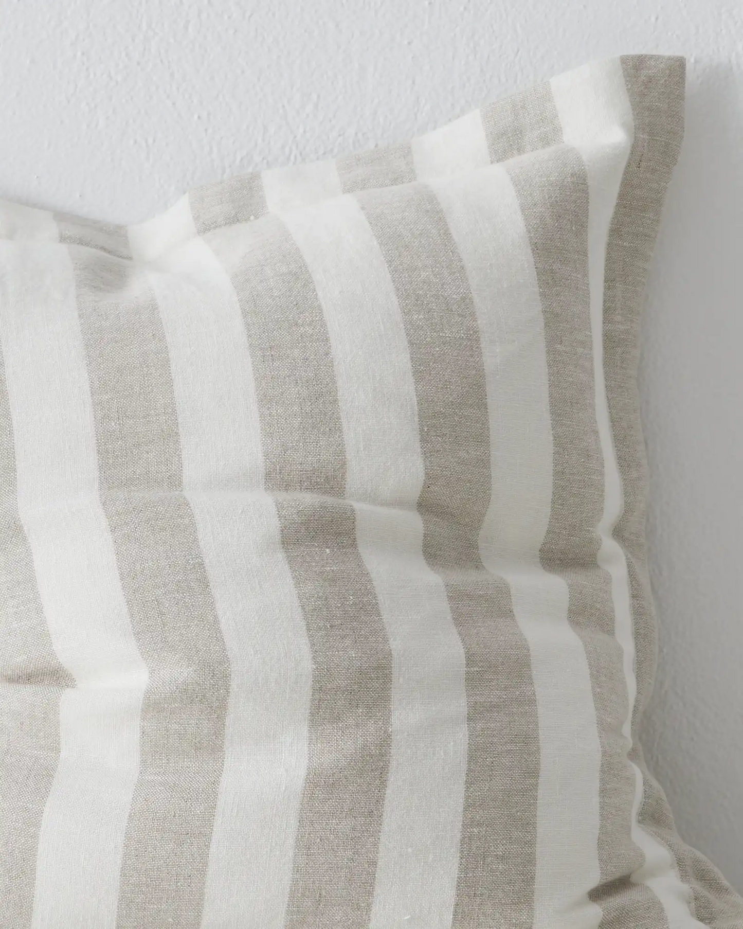 Vito Cushion - Linen