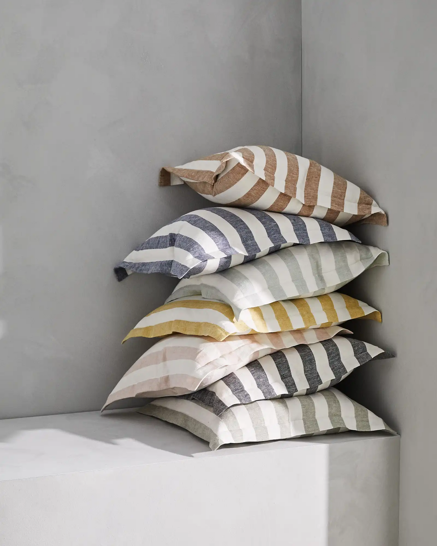 Vito Cushion - Clay