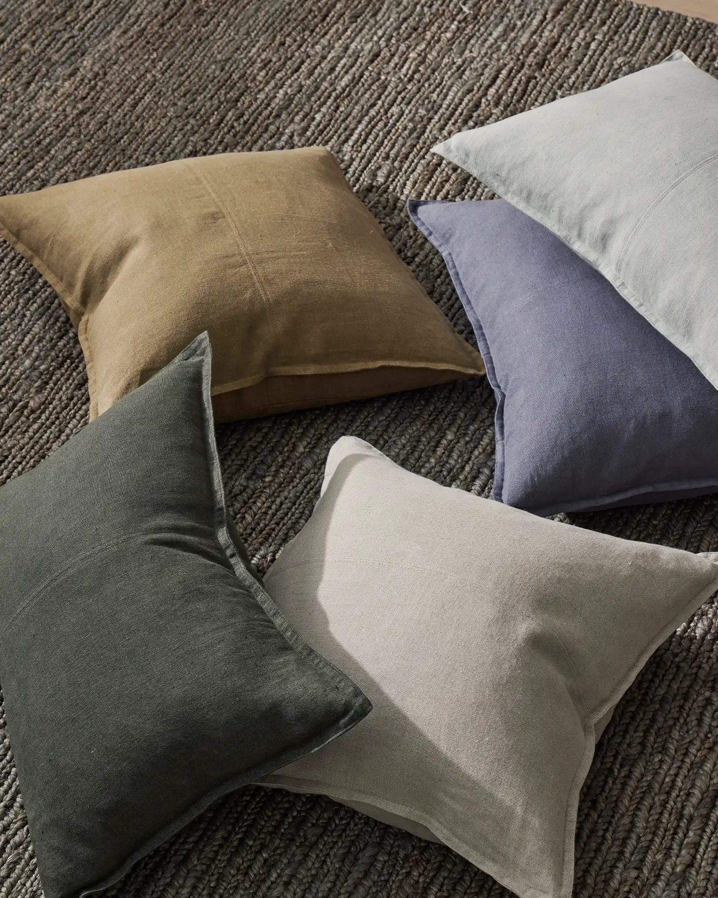 Como Cushion - Smoke