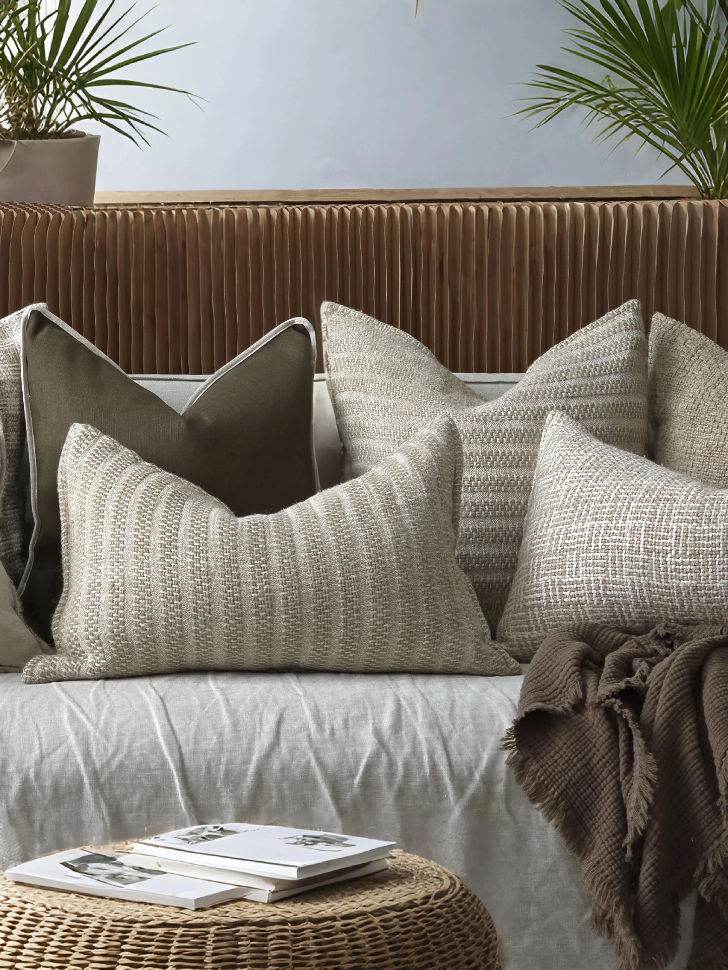 Détente Rustic Linen Cushion - Plaid Natural