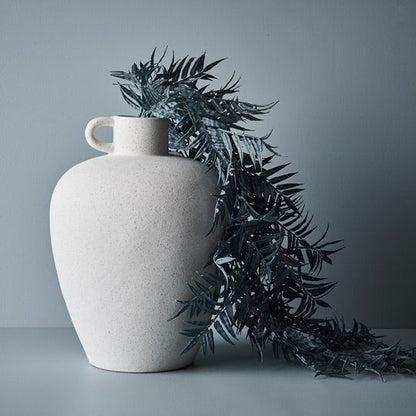 Mona Vase