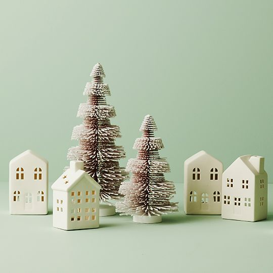 Village Candle Holder Set - White