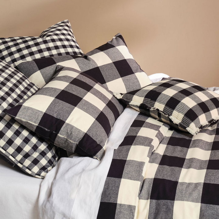Wren Quilt Cover Set (Single) - Black