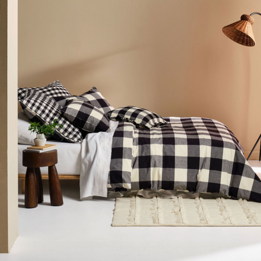 Wren Quilt Cover Set (Double) - Black
