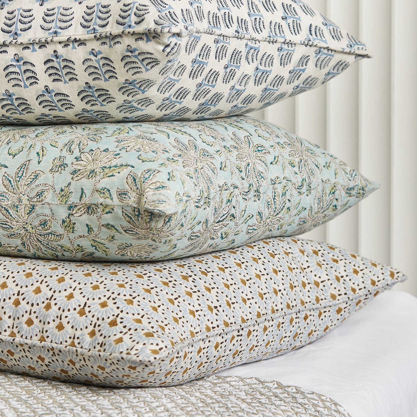 Uluwatu Wasabi Cushion