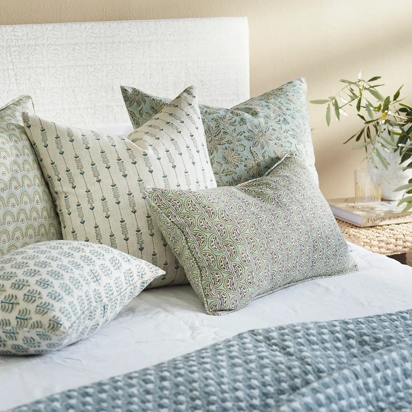 Uluwatu Wasabi Cushion