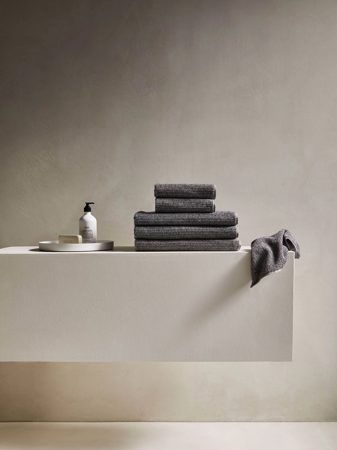 Tweed Coal Bath Towel