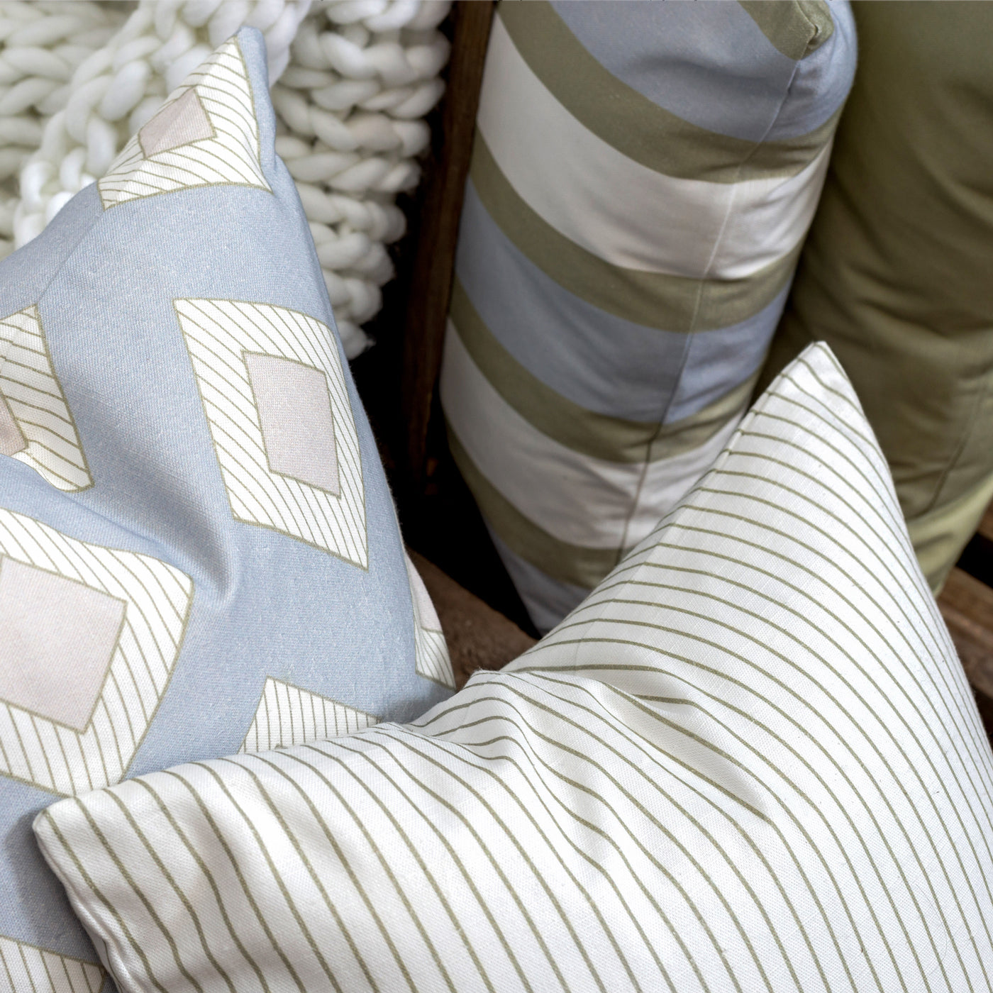 High Cushion Cover